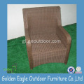 Mobiliario de xardín: cadeira de vimbio en aluminio estilo real